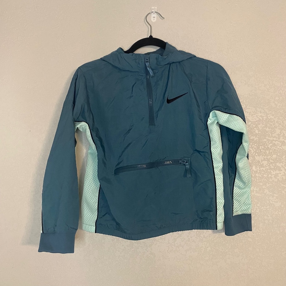 Nike kids wind breaker